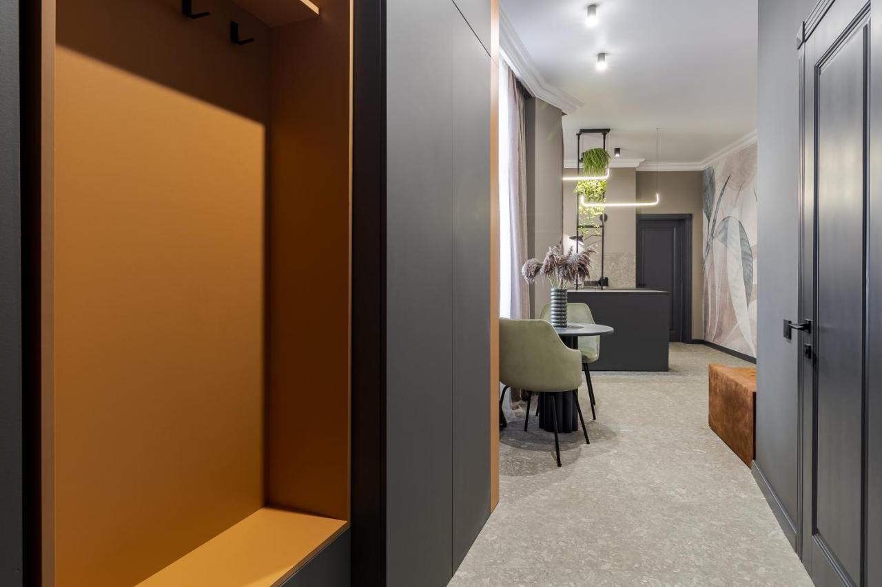 Modern Apartment Leopoli Esterno foto